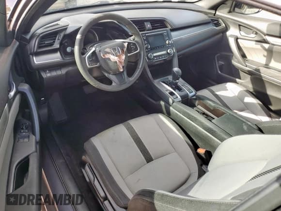 ✅ 2018 Honda Civic LX • VIN: 2HGFC4B58JH300157 • Lot: 83864015. Wystawiony na Copart z przebiegiem 61 694 mil. Bezpłatny archiwum sprzedaży aukcyjnych z USA i szczegółowy raport historii pojazdu na DreamBid. Zdjęcie 8.