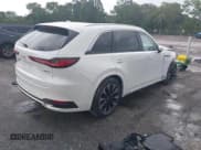 ✅ 2025 Mazda CX-90 S Premium Package • VIN: JM3KKDHCXS1195246 • Лот: 42648429. Опубликован ранее на IAAI с пробегом 7 002 миль. Бесплатный доступ к архиву аукционных продаж из США и подробный отчёт об истории автомобиля на DreamBid. Изображение 4.