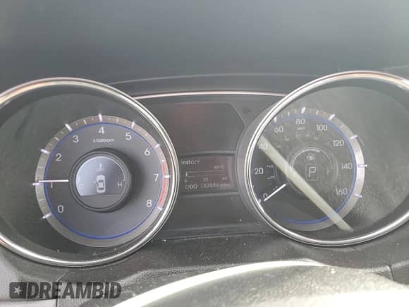 2014 Hyundai Sonata GLS с VIN 5NPEB4AC8EH886918, выставлен на аукционе Copart как лот 84795015 с пробегом 133 886 миль миль и Списание • Salvage title. История ставок и продаж доступна на DreamBid. Изображение 9.