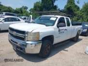 ✅ 2007 Chevrolet Silverado 2500HD Work Truck • VIN: 1GCHK29K57E524691 • Лот: 42817824. Опубликован ранее на IAAI с пробегом 240 919 миль. Бесплатный доступ к архиву аукционных продаж из США и подробный отчёт об истории автомобиля на DreamBid. Изображение 2.