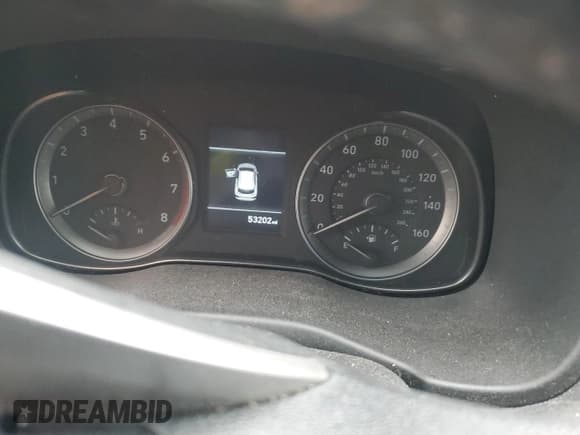 ✅ 2019 Hyundai Kona SEL • VIN: KM8K2CAA4KU368281 • Лот: 48153904. Опубликован ранее на Copart с пробегом 53 202 миль. Бесплатный доступ к архиву аукционных продаж из США и подробный отчёт об истории автомобиля на DreamBid. Изображение 9.