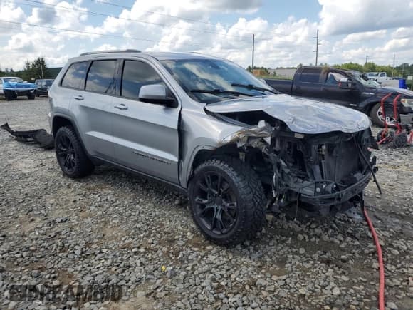 ✅ 2019 Jeep Grand Cherokee Upland • VIN: 1C4RJFAGXKC820333 • Lot: 68912085. Listed on Copart with 71,637 mi. Free auction sales archive from the USA and detailed vehicle history report at DreamBid. Image 4.