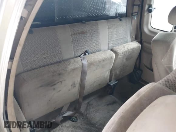 ✅ 2002 Ford F-150 XL • VIN: 1FTRX17WX2KA59874 • Lot: 43741910. Listed on IAAI with 228,658 mi. Free auction sales archive from the USA and detailed vehicle history report at DreamBid. Image 8.