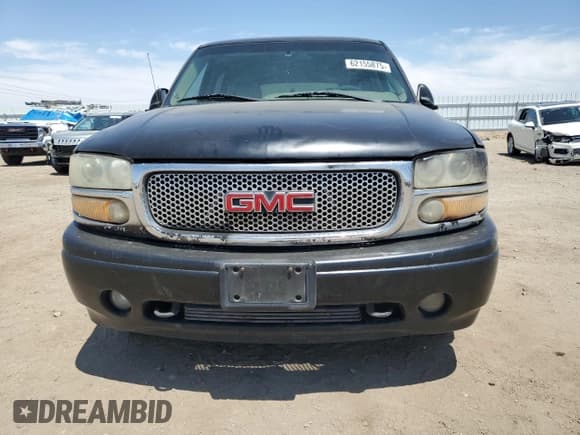 ✅ 2001 GMC Yukon Denali • VIN: 1GKEK63UX1J289499 • Lot: 62155875. Wystawiony na Copart z przebiegiem 218 526 mil. Bezpłatny archiwum sprzedaży aukcyjnych z USA i szczegółowy raport historii pojazdu na DreamBid. Zdjęcie 5.