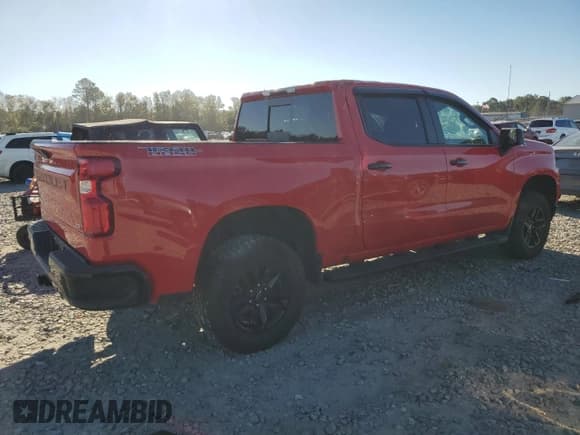 ✅ 2021 Chevrolet Silverado 1500 LT Trail Boss • VIN: 3GCPYFED1MG330124 • Lot: 75093244. Wystawiony na Copart z przebiegiem 48 254 mil. Bezpłatny archiwum sprzedaży aukcyjnych z USA i szczegółowy raport historii pojazdu na DreamBid. Zdjęcie 3.