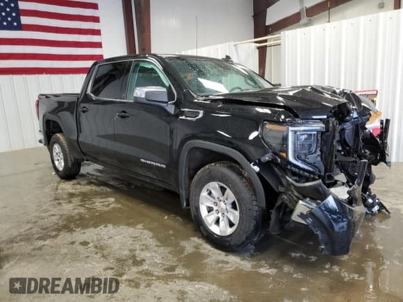 ✅ 2022 GMC Sierra 1500 SLE • VIN: 3GTPUBEK7NG651119 • Лот: 48701295. Опубликован ранее на Copart с пробегом Не указан. Бесплатный доступ к архиву аукционных продаж из США и подробный отчёт об истории автомобиля на DreamBid. Изображение 4.