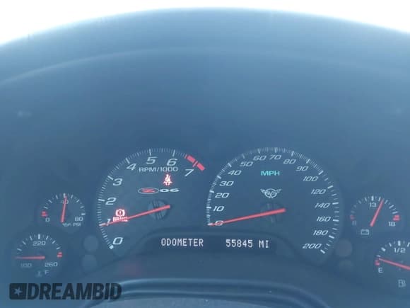 ✅ 2003 Chevrolet Corvette Z06 • VIN: 1G1YY12S335132931 • Lot: 43647443. Wystawiony na IAAI z przebiegiem 55 845 mil. Bezpłatny archiwum sprzedaży aukcyjnych z USA i szczegółowy raport historii pojazdu na DreamBid. Zdjęcie 7.