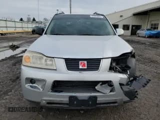 ✅ 2006 Saturn VUE • VIN: 5GZCZ53436S883201 • Lot: 47025605. Wystawiony na Copart z przebiegiem 210 530 mil. Bezpłatny archiwum sprzedaży aukcyjnych z USA i szczegółowy raport historii pojazdu na DreamBid. Zdjęcie 5.
