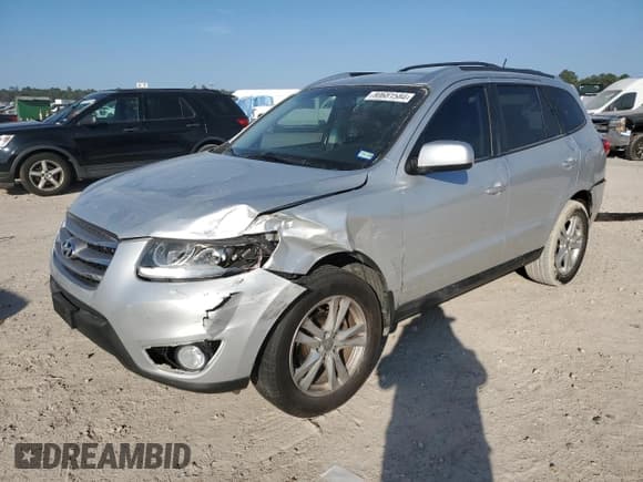 ✅ 2012 Hyundai Santa Fe SE • VIN: 5XYZH4AG5CG097214 • Lot: 80681584. Listed on Copart with 55,806 mi. Free auction sales archive from the USA and detailed vehicle history report at DreamBid. Image 1.