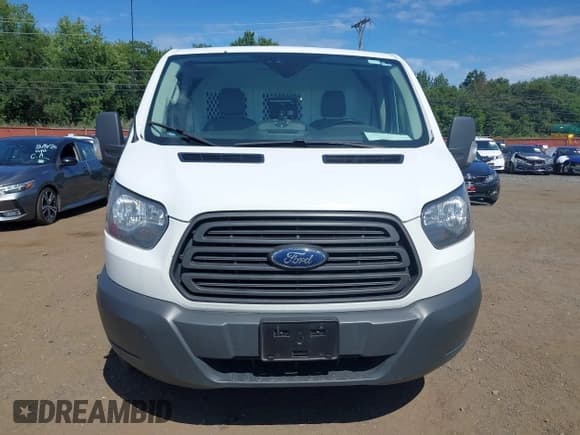 ✅ 2017 Ford Transit • VIN: 1FTBW1YM3HKB33257 • Lot: 43027211. Wystawiony na IAAI z przebiegiem 115 486 mil. Bezpłatny archiwum sprzedaży aukcyjnych z USA i szczegółowy raport historii pojazdu na DreamBid. Zdjęcie 12.