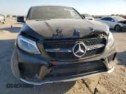 ✅ 2018 Mercedes-Benz GLE 43 AMG • VIN: 4JGED6EB5JA104398 • Lot: 82504705. Wystawiony na Copart z przebiegiem 75 955 mil. Bezpłatny archiwum sprzedaży aukcyjnych z USA i szczegółowy raport historii pojazdu na DreamBid. Zdjęcie 5.