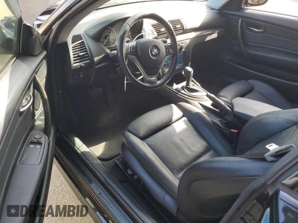 ✅ 2012 BMW 1 Series 128i • VIN: WBAUP9C55CVS94136 • Лот: 57477895. Опубликован ранее на Copart с пробегом 131 115 миль. Бесплатный доступ к архиву аукционных продаж из США и подробный отчёт об истории автомобиля на DreamBid. Изображение 8.