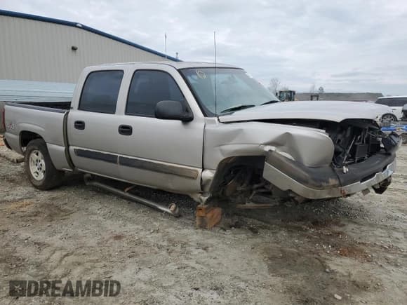 ✅ 2005 Chevrolet Silverado 1500 Z71 • VIN: 2GCEK13T951299639 • Лот: 44237764. Опубликован ранее на Copart с пробегом 279 685 миль. Бесплатный доступ к архиву аукционных продаж из США и подробный отчёт об истории автомобиля на DreamBid. Изображение 4.