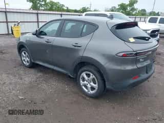 2024 Dodge Hornet GT z VIN ZACNDFAN8R3A42678, wystawiony jako IAAI lot #42170197 z przebiegiem 6 866 mil mil oraz . Historia ofert i sprzedaży dostępna na DreamBid. Obrazek 3.