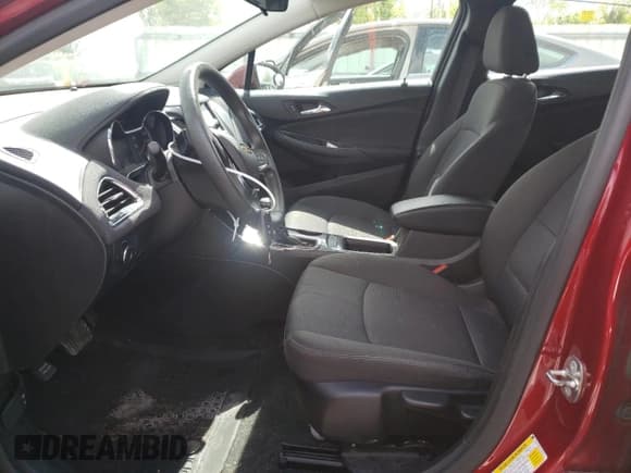 ✅ 2018 Chevrolet Cruze LT • VIN: 3G1BE6SM0JS634117 • Lot: 50969153. Listed on Copart with 99,385 mi. Free auction sales archive from the USA and detailed vehicle history report at DreamBid. Image 7.