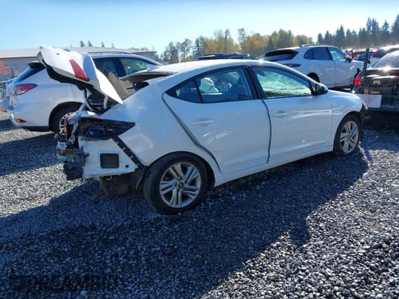 ✅ 2020 Hyundai Elantra Value Edition • VIN: 5NPD84LFXLH578406 • Lot: 43451491. Listed on IAAI with 76,988 mi. Free auction sales archive from the USA and detailed vehicle history report at DreamBid. Image 4.