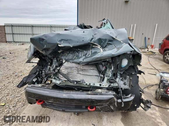 ✅ 2026 Chevrolet Silverado 1500 LT Trail Boss • VIN: 3GCUKFED8TG109879 • Lot: 90727375. Wystawiony na Copart z przebiegiem Nie podano. Bezpłatny archiwum sprzedaży aukcyjnych z USA i szczegółowy raport historii pojazdu na DreamBid. Zdjęcie 5.