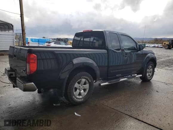 2011 Nissan Frontier Pro-4X z VIN 1N6AD0CW2BC424898, wystawiony jako Copart lot #90663835 z przebiegiem 115 988 mil mil oraz Szkoda całkowita • Salvage title. Historia ofert i sprzedaży dostępna na DreamBid. Obrazek 3.