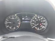 ✅ 2017 Nissan Pathfinder S • VIN: 5N1DR2MN4HC634944 • Lot: 43780229. Wystawiony na IAAI z przebiegiem 118 562 mil. Bezpłatny archiwum sprzedaży aukcyjnych z USA i szczegółowy raport historii pojazdu na DreamBid. Zdjęcie 7.