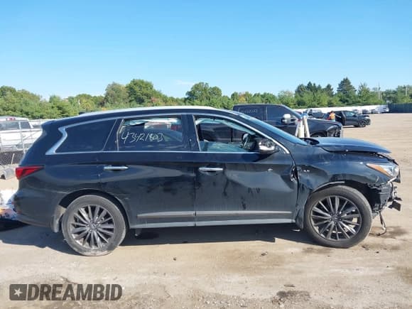 ✅ 2020 Infiniti QX60 Luxe • VIN: 5N1DL0MMXLC524695 • Lot: 43421803. Wystawiony na IAAI z przebiegiem 54 552 mil. Bezpłatny archiwum sprzedaży aukcyjnych z USA i szczegółowy raport historii pojazdu na DreamBid. Zdjęcie 14.