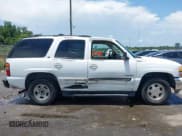 ✅ 2003 GMC Yukon SLT • VIN: 1GKEC13Z83J136683 • Lot: 42666222. Wystawiony na IAAI z przebiegiem 154 356 mil. Bezpłatny archiwum sprzedaży aukcyjnych z USA i szczegółowy raport historii pojazdu na DreamBid. Zdjęcie 13.