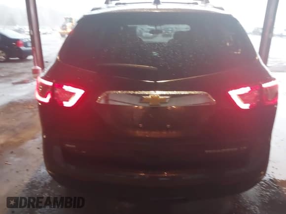 ✅ 2016 Chevrolet Traverse LT • VIN: 1GNKVGKD2GJ171802 • Lot: 41030850. Wystawiony na IAAI z przebiegiem 127 651 mil. Bezpłatny archiwum sprzedaży aukcyjnych z USA i szczegółowy raport historii pojazdu na DreamBid. Zdjęcie 16.