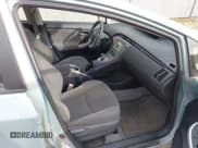 ✅ 2013 Toyota Prius Three • VIN: JTDKN3DU8D1651756 • Lot: 43626019. Wystawiony na IAAI z przebiegiem 214 979 mil. Bezpłatny archiwum sprzedaży aukcyjnych z USA i szczegółowy raport historii pojazdu na DreamBid. Zdjęcie 5.