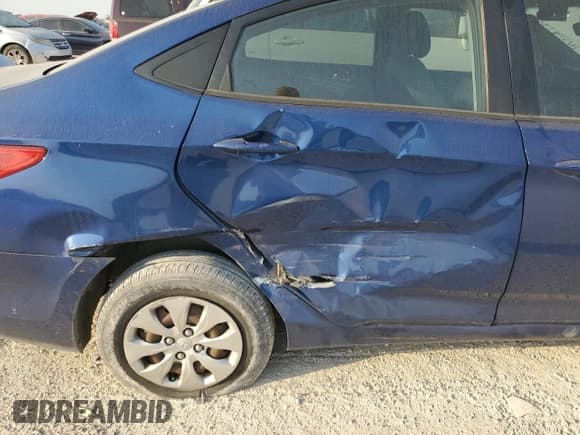 ✅ 2015 Hyundai Accent GLS • VIN: KMHCT4AE9FU840913 • Лот: 76574734. Опубликован ранее на Copart с пробегом 123 361 миль. Бесплатный доступ к архиву аукционных продаж из США и подробный отчёт об истории автомобиля на DreamBid. Изображение 10.