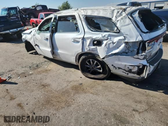 ✅ 2018 Dodge Durango SXT • VIN: 1C4RDHAG9JC100877 • Лот: 70054305. Опубликован ранее на Copart с пробегом Не указан. Бесплатный доступ к архиву аукционных продаж из США и подробный отчёт об истории автомобиля на DreamBid. Изображение 2.