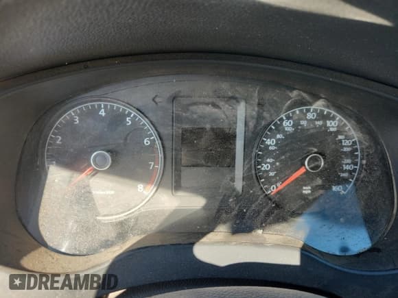 ✅ 2014 Volkswagen Jetta • VIN: 3VW1K7AJ8EM437566 • Lot: 89885275. Wystawiony na Copart z przebiegiem Nie podano. Bezpłatny archiwum sprzedaży aukcyjnych z USA i szczegółowy raport historii pojazdu na DreamBid. Zdjęcie 9.