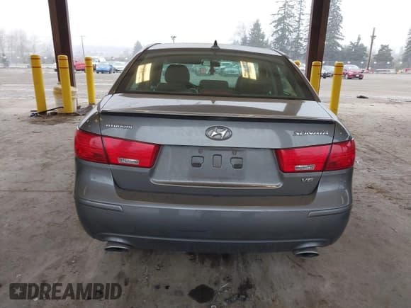 ✅ 2009 Hyundai Sonata Limited • VIN: 5NPEU46F39H435916 • Лот: 41573591. Опубликован ранее на IAAI с пробегом 295 500 миль. Бесплатный доступ к архиву аукционных продаж из США и подробный отчёт об истории автомобиля на DreamBid. Изображение 16.