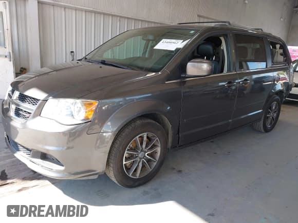 ✅ 2016 Dodge Grand Caravan SXT • VIN: 2C4RDGCG8GR279114 • Lot: 43400562. Listed on IAAI with 130,331 mi. Free auction sales archive from the USA and detailed vehicle history report at DreamBid. Image 17.
