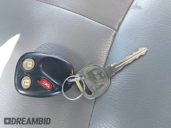 ✅ 2004 Saturn VUE V6 • VIN: 5GZCZ53414S842093 • Lot: 41632823. Wystawiony na IAAI z przebiegiem 131 605 mil. Bezpłatny archiwum sprzedaży aukcyjnych z USA i szczegółowy raport historii pojazdu na DreamBid. Zdjęcie 11.