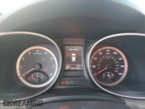 2014 Hyundai Santa Fe z VIN 5XYZTDLB8EG131388, wystawiony jako Copart lot #90710265 z przebiegiem 151 194 mil mil oraz Czysty tytuł • Clean title. Historia ofert i sprzedaży dostępna na DreamBid. Obrazek 9.