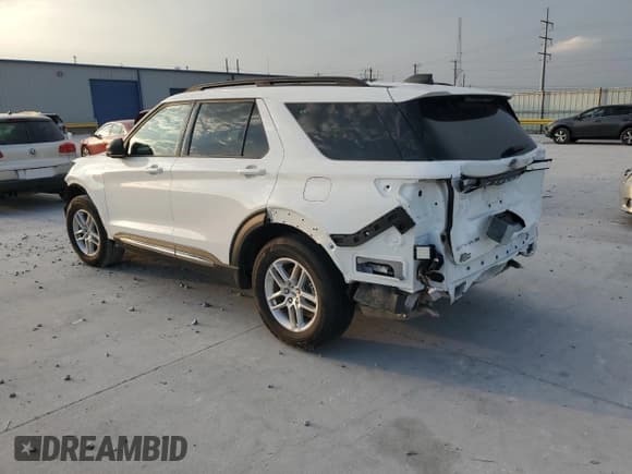 ✅ 2025 Ford Explorer Active • VIN: 1FMUK7DH8SGA50297 • Lot: 89490865. Listed on Copart with 21,171 mi. Free auction sales archive from the USA and detailed vehicle history report at DreamBid. Image 2.