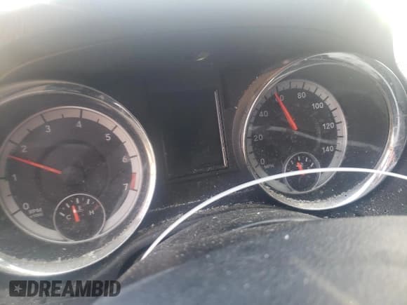 ✅ 2011 Dodge Durango Heat • VIN: 1D4RD3GG1BC692693 • Lot: 68176134. Wystawiony na Copart z przebiegiem Nie podano. Bezpłatny archiwum sprzedaży aukcyjnych z USA i szczegółowy raport historii pojazdu na DreamBid. Zdjęcie 9.