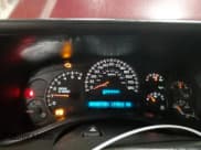 ✅ 2005 Chevrolet Silverado 2500HD LT • VIN: 1GCHK29UX5E169743 • Лот: 84625804. Опубликован ранее на Copart с пробегом 174 511 миль. Бесплатный доступ к архиву аукционных продаж из США и подробный отчёт об истории автомобиля на DreamBid. Изображение 9.