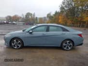 ✅ 2022 Hyundai Elantra SEL • VIN: KMHLN4AG4NU339597 • Lot: 43586652. Listed on IAAI with 27,361 mi. Free auction sales archive from the USA and detailed vehicle history report at DreamBid. Image 14.