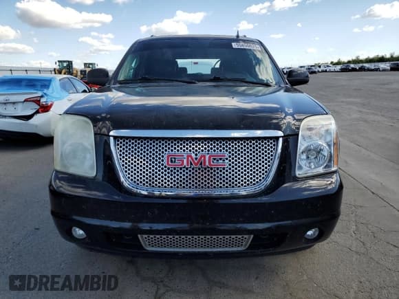 ✅ 2012 GMC Yukon XL Denali • VIN: 1GKS1MEF8CR213163 • Lot: 55850625. Wystawiony na Copart z przebiegiem 147 586 mil. Bezpłatny archiwum sprzedaży aukcyjnych z USA i szczegółowy raport historii pojazdu na DreamBid. Zdjęcie 5.