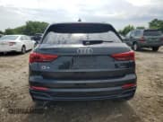 ✅ 2020 Audi Q3 S line Premium • VIN: WA1DECF30L1066594 • Lot: 65268955. Wystawiony na Copart z przebiegiem 38 332 mil. Bezpłatny archiwum sprzedaży aukcyjnych z USA i szczegółowy raport historii pojazdu na DreamBid. Zdjęcie 6.