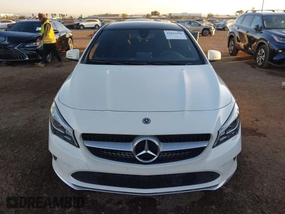 ✅ 2018 Mercedes-Benz CLA 250 • VIN: WDDSJ4EB4JN521160 • Lot: 43822450. Listed on IAAI with 155,587 mi. Free auction sales archive from the USA and detailed vehicle history report at DreamBid. Image 12.