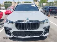 ✅ 2022 BMW X7 M50i • VIN: 5UXCX6C06N9K18629 • Лот: 42615345. Опубликован ранее на IAAI с пробегом 24 030 миль. Бесплатный доступ к архиву аукционных продаж из США и подробный отчёт об истории автомобиля на DreamBid. Изображение 13.