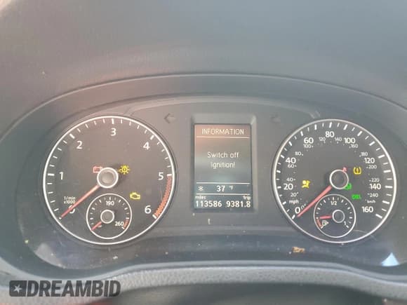 ✅ 2012 Volkswagen Passat SEL Premium • VIN: 1VWCN7A34CC059066 • Lot: 82473265. Listed on Copart with 113,586 mi. Free auction sales archive from the USA and detailed vehicle history report at DreamBid. Image 9.