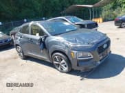 ✅ 2018 Hyundai Kona Limited • VIN: KM8K3CA52JU075364 • Лот: 43063693. Опубликован ранее на IAAI с пробегом 68 615 миль. Бесплатный доступ к архиву аукционных продаж из США и подробный отчёт об истории автомобиля на DreamBid. Изображение 1.
