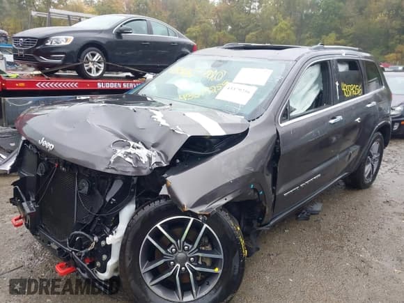 ✅ 2019 Jeep Grand Cherokee Limited • VIN: 1C4RJFBG7KC685942 • Lot: 43379256. Wystawiony na IAAI z przebiegiem 101 112 mil. Bezpłatny archiwum sprzedaży aukcyjnych z USA i szczegółowy raport historii pojazdu na DreamBid. Zdjęcie 2.