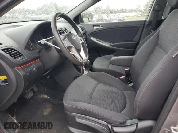 ✅ 2017 Hyundai Accent SE • VIN: KMHCT5AE9HU363148 • Лот: 72572304. Опубликован ранее на Copart с пробегом 123 063 миль. Бесплатный доступ к архиву аукционных продаж из США и подробный отчёт об истории автомобиля на DreamBid. Изображение 7.