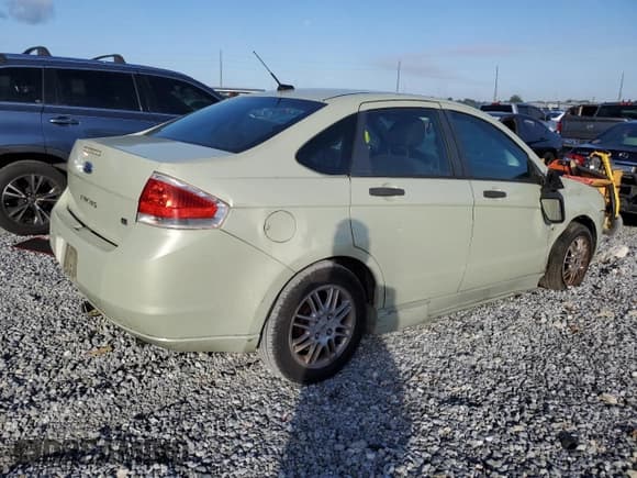✅ 2010 Ford Focus SE • VIN: 1FAHP3FN0AW149645 • Lot: 91670345. Wystawiony na Copart z przebiegiem Nie podano. Bezpłatny archiwum sprzedaży aukcyjnych z USA i szczegółowy raport historii pojazdu na DreamBid. Zdjęcie 3.