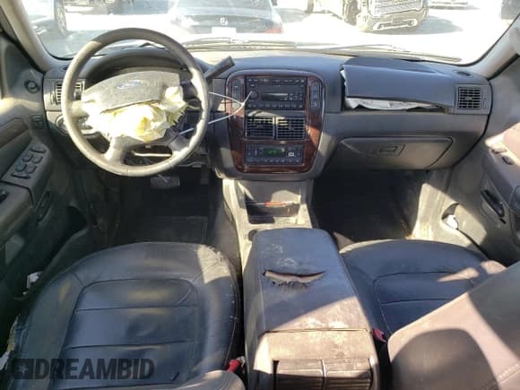 ✅ 2003 Ford Explorer Limited • VIN: 1FMDU75K13ZB02783 • Лот: 72840324. Опубликован ранее на Copart с пробегом Не указан. Бесплатный доступ к архиву аукционных продаж из США и подробный отчёт об истории автомобиля на DreamBid. Изображение 8.