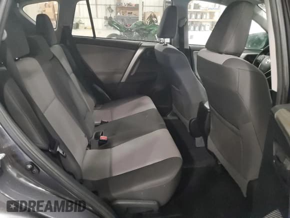 ✅ 2015 Toyota RAV4 LE • VIN: 2T3BFREV0FW336574 • Lot: 82548955. Listed on Copart with 102,072 mi. Free auction sales archive from the USA and detailed vehicle history report at DreamBid. Image 11.