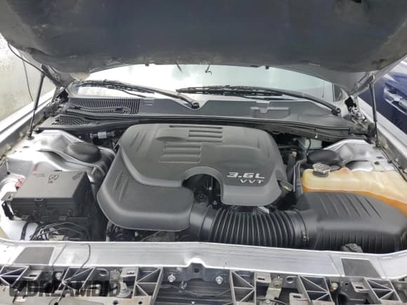 ✅ 2016 Dodge Challenger SXT • VIN: 2C3CDZAG1GH263187 • Lot: 71859525. Wystawiony na Copart z przebiegiem 94 267 mil. Bezpłatny archiwum sprzedaży aukcyjnych z USA i szczegółowy raport historii pojazdu na DreamBid. Zdjęcie 11.